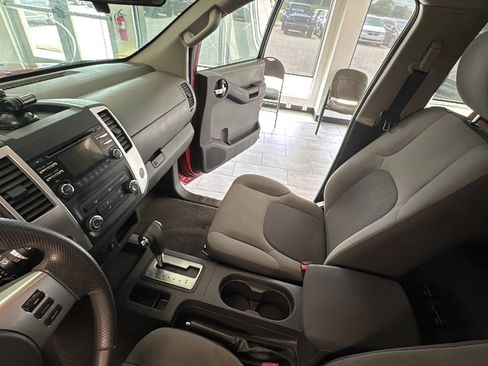 Used 2013 Nissan Xterra S w/ Value Package RWD image 28