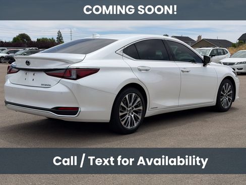 Used 2021 Lexus ES 300h w/ Premium Package FWD image 5