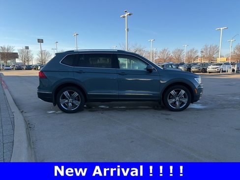 Used 2021 Volkswagen Tiguan SEL w/ 3-Row Tiguan MDO Package image 6