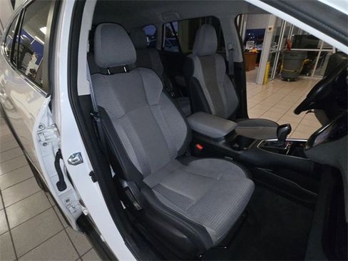 Used 2024 Subaru Outback Premium image 23