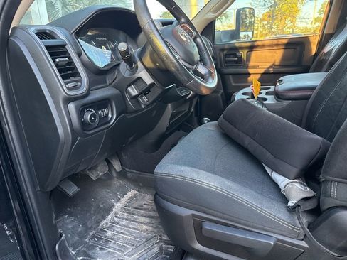 Used 2020 RAM 3500 Tradesman image 4