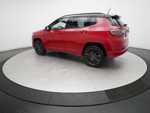 Used 2024 Jeep Compass Limited w/ High Altitude Package image 12