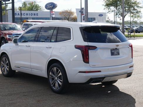 Used 2020 Cadillac XT6 Premium Luxury image 9