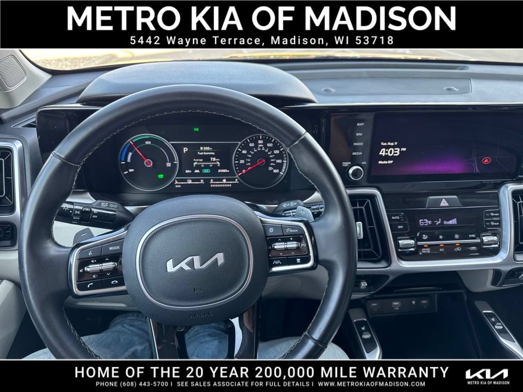 Used 2023 Kia Sorento EX AWD/4WD image 17