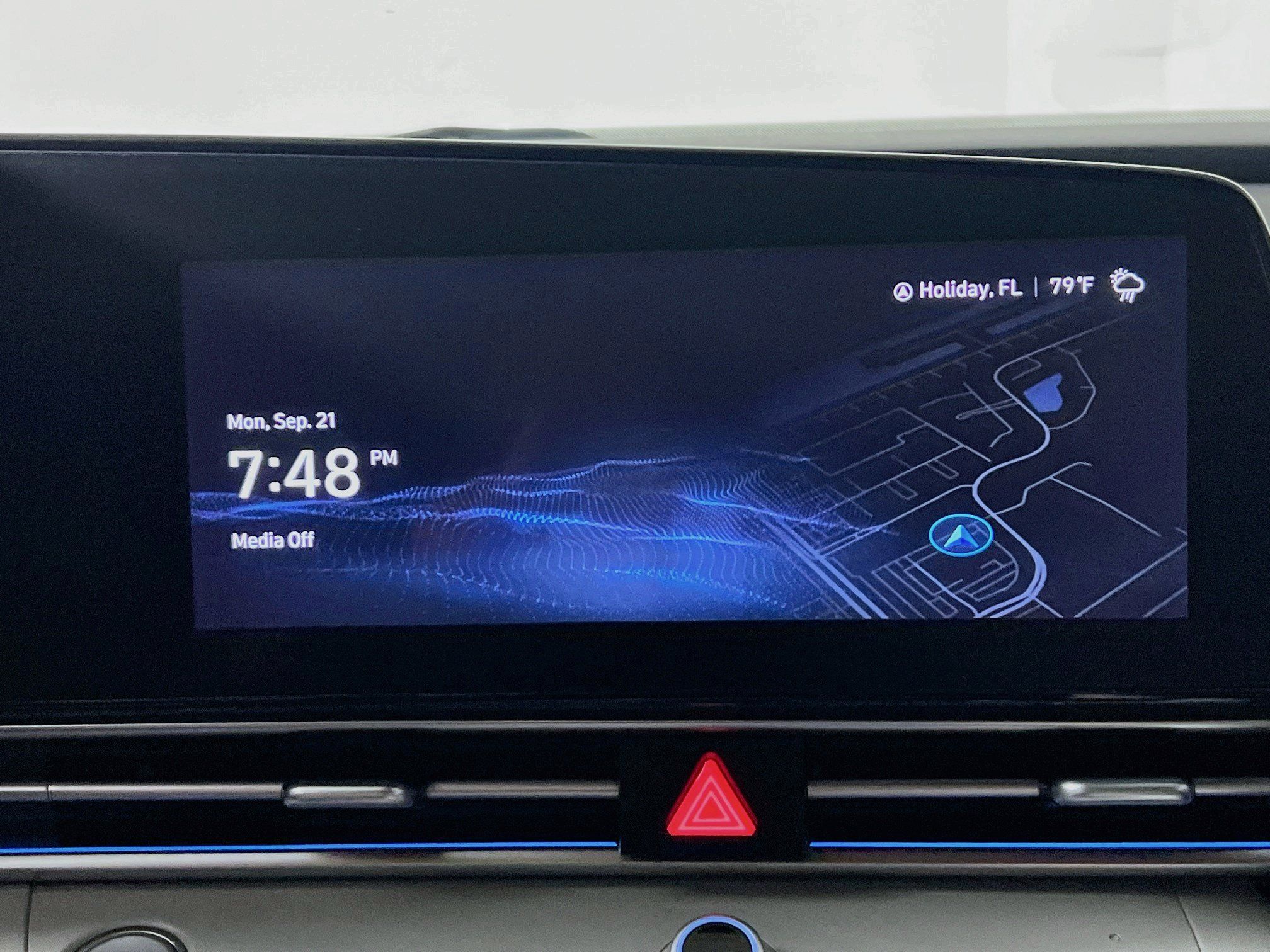 Used 2023 Hyundai Elantra Limited FWD image 27
