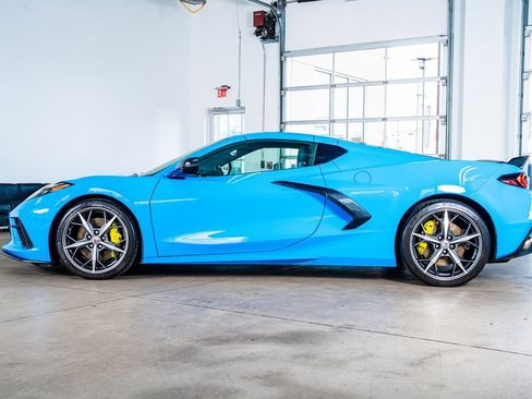Used 2023 Chevrolet Corvette Stingray Premium Cpe w/ Z51 Performance Package image 9