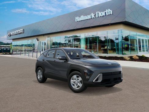 New 2026 Hyundai Kona SE image 2