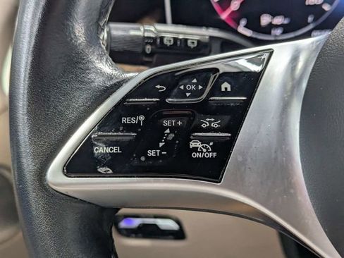 Used 2023 Mercedes-Benz GLC 300 w/ Exclusive Trim Package image 20