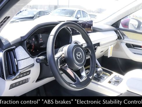 New 2026 MAZDA MAZDA3 s FWD image 5