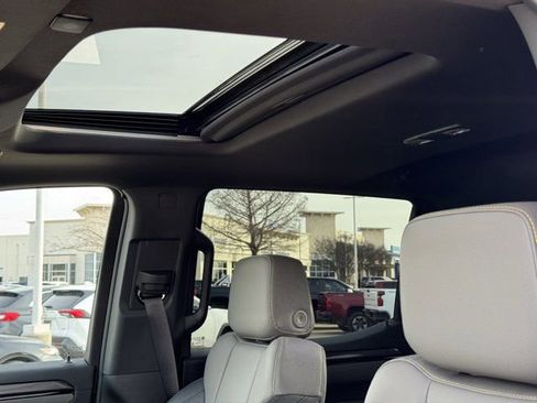 Used 2026 Chevrolet Silverado 1500 ZR2 image 34