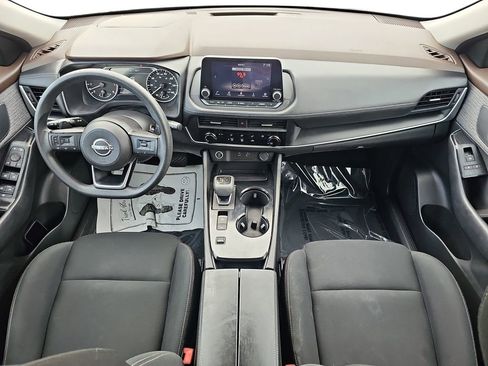 Used 2023 Nissan Rogue S image 12