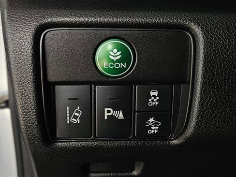 Used 2016 Honda Accord Touring image 14