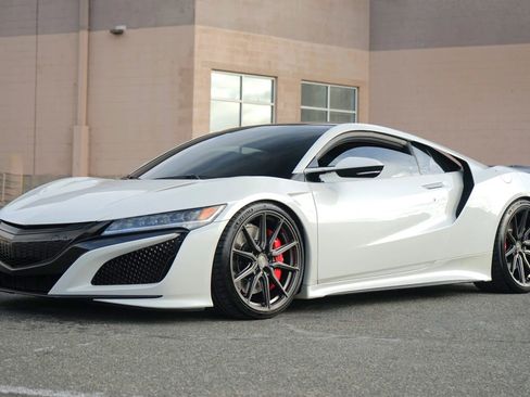 Used 2020 Acura NSX image 2