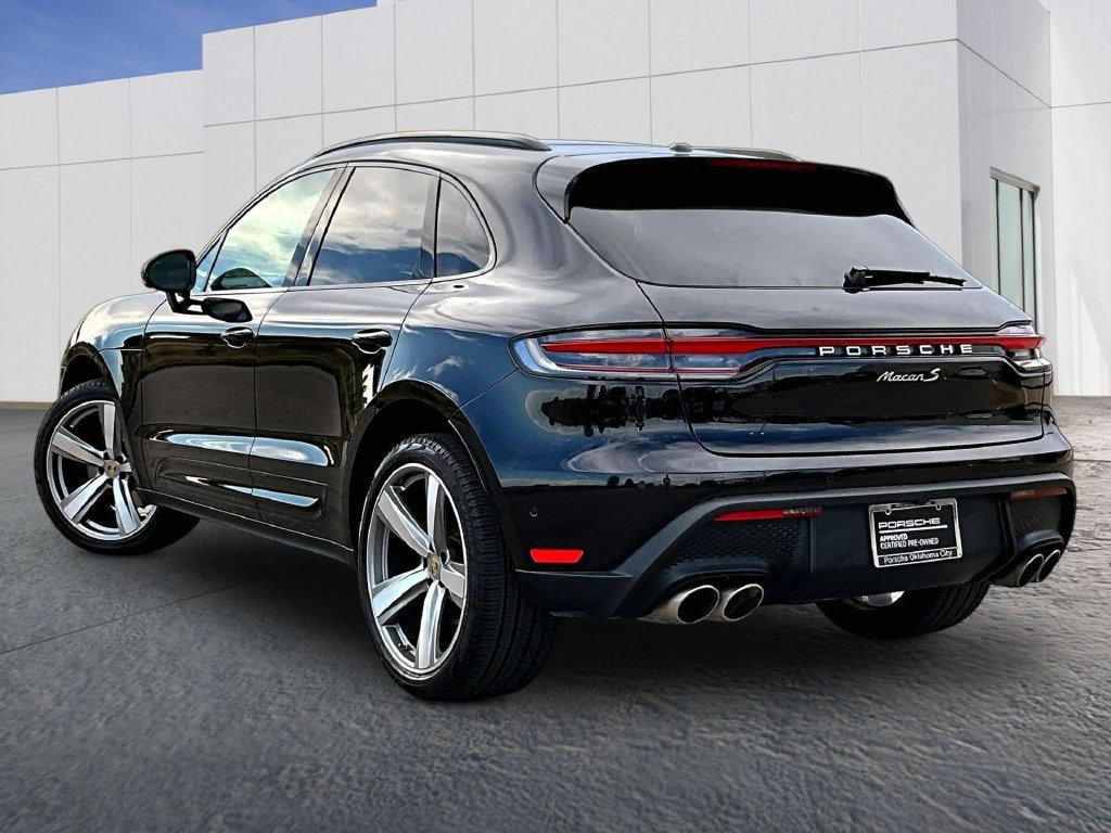 Certified 2026 Porsche Macan S AWD/4WD image 3