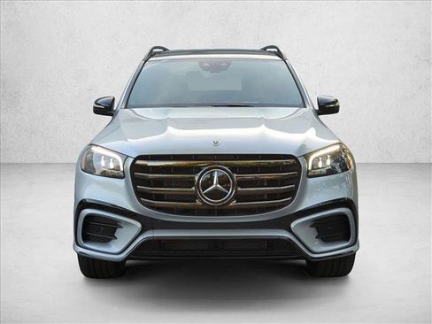 New 2026 Mercedes-Benz GLS 580 4MATIC image 6