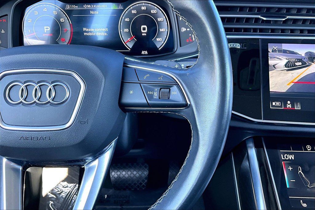 Used 2022 Audi Q8 Premium AWD/4WD image 12