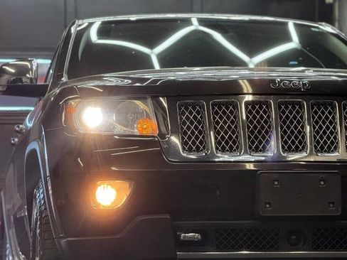 Used 2012 Jeep Grand Cherokee Overland Summit AWD/4WD image 3