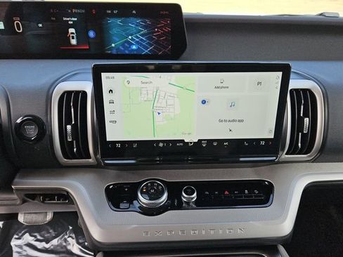 New 2026 Ford Expedition Active image 13