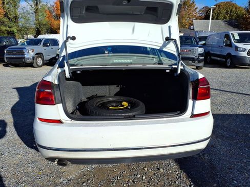 Used 2016 Volkswagen Passat 1.8T SE image 12