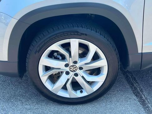Used 2023 Volkswagen Taos S w/ Driver Assistance Package AWD/4WD image 9