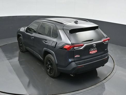 Used 2019 Toyota RAV4 XLE image 28