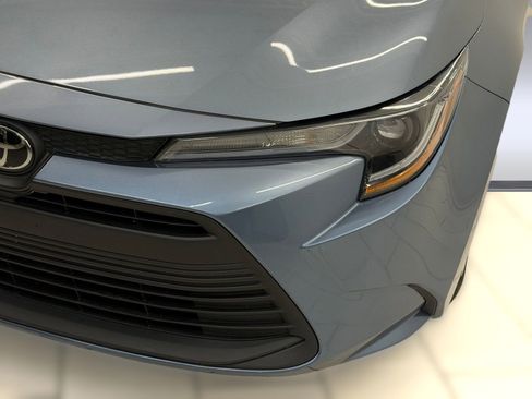 Used 2024 Toyota Corolla LE FWD image 9