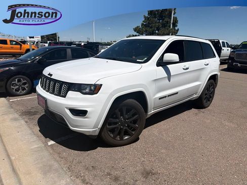 Used 2020 Jeep Grand Cherokee Altitude AWD/4WD image 1