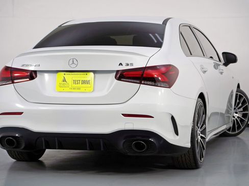 Used 2021 Mercedes-Benz A 35 AMG 4MATIC image 4