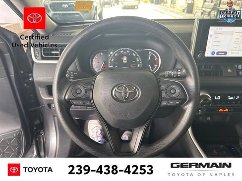Used 2025 Toyota RAV4 XLE FWD image 15