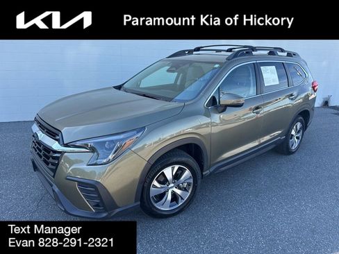 Used 2023 Subaru Ascent Premium w/ Convenience Package AWD/4WD image 1