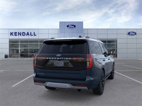 New 2026 Ford Expedition Platinum w/ Driver's Package image 8