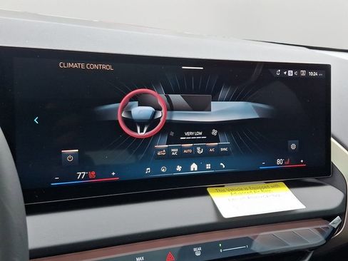 Used 2025 BMW X3 xDrive30i w/ Premium Package image 17