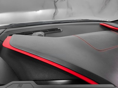 Used 2020 Chevrolet Corvette Stingray Preferred Cpe w/ 2LT Preferred Equipment Group image 29