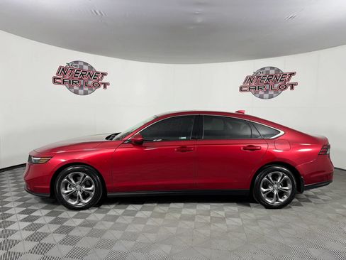 Used 2024 Honda Accord EX image 4