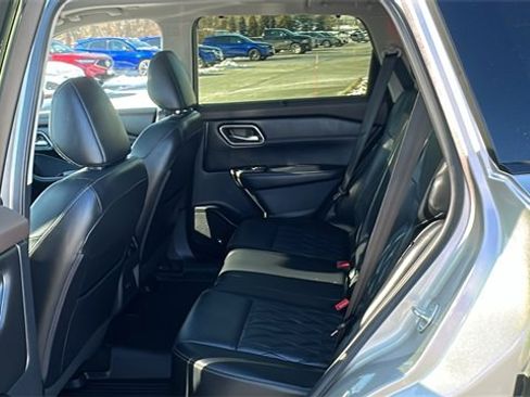 Used 2023 Nissan Rogue Platinum image 23