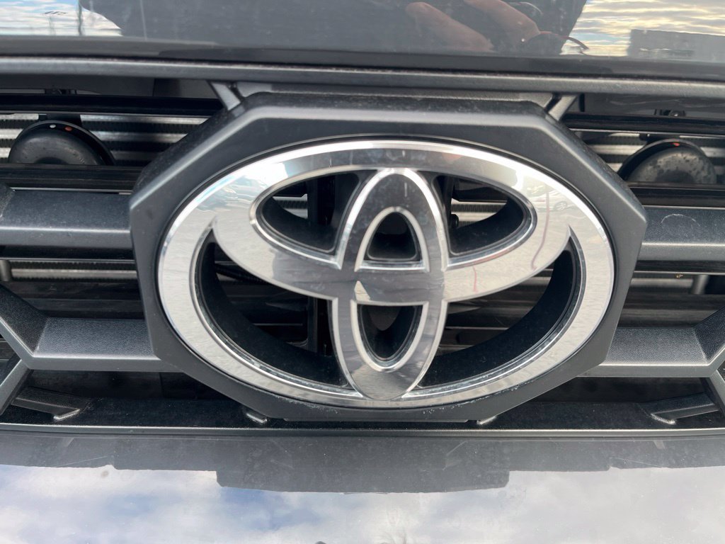 Used 2026 Toyota 4Runner TRD Off-Road Premium AWD/4WD image 34