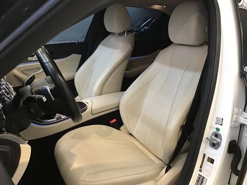 Used 2021 Mercedes-Benz E 350 4MATIC Sedan w/ Premium Package image 15