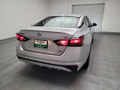 Used 2023 Nissan Altima 2.5 SV image 7