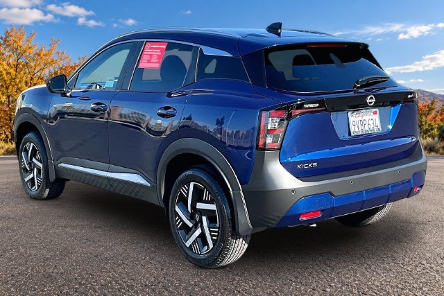 Used 2026 Nissan Kicks SV FWD image 4