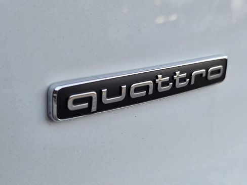 New 2025 Audi Q5 Premium Plus image 12