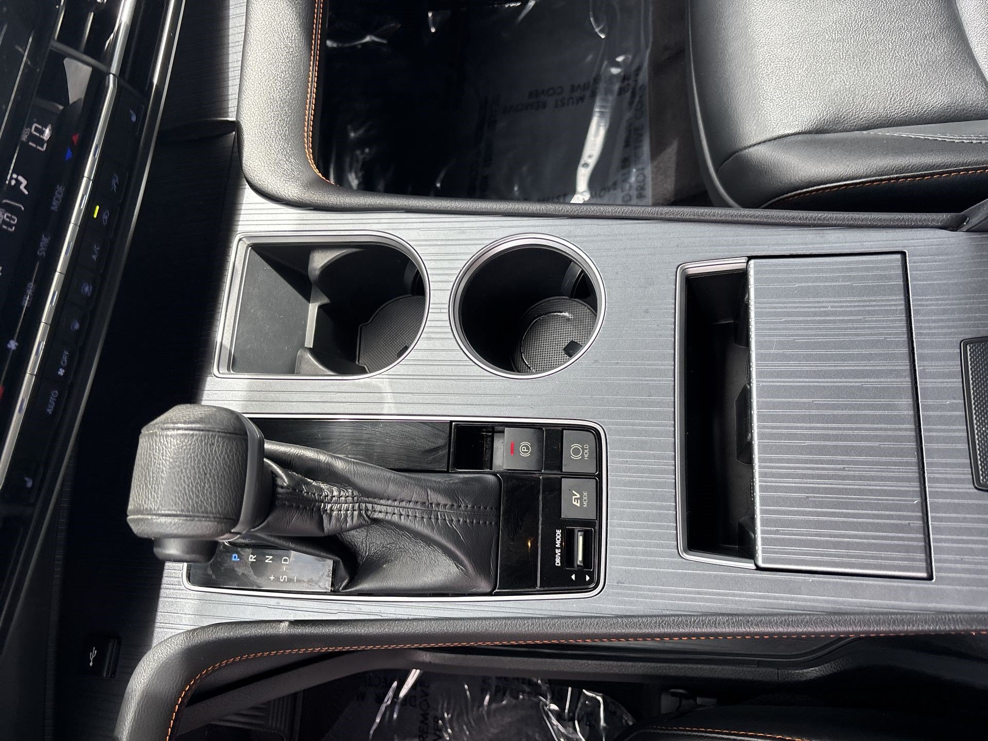 Used 2022 Toyota Sienna XSE FWD image 20