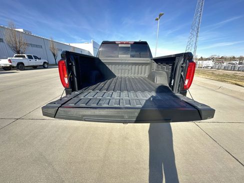 Used 2019 GMC Sierra 1500 AT4 w/ AT4 Premium Package image 27