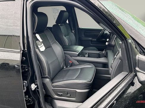 Used 2022 RAM 2500 Limited AWD/4WD image 28