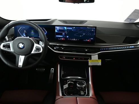 New 2026 BMW X6 xDrive40i w/ Climate Comfort Package image 17