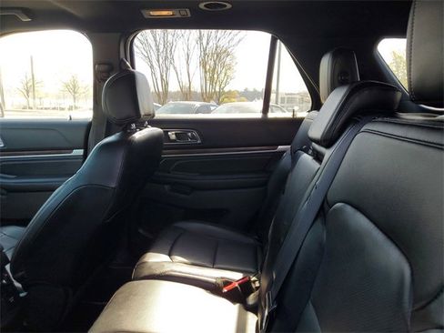 Used 2016 Ford Explorer Limited w/ Equipment Group 301A image 11