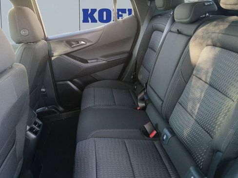 New 2026 Chevrolet Equinox LT w/ Safety and Technology Package FWD image 16