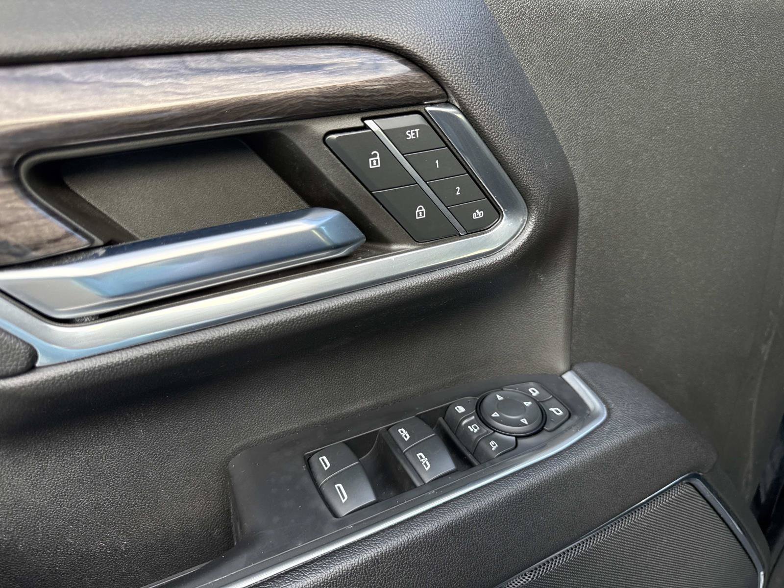 Used 2024 Chevrolet Silverado 2500 LTZ AWD/4WD image 18