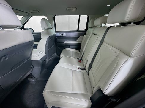 Used 2025 Hyundai Santa Fe SEL AWD/4WD image 26
