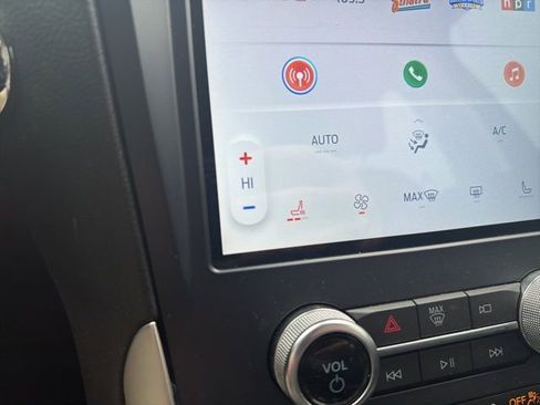 Certified 2023 Ford Edge SEL image 29