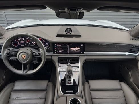 Certified 2023 Porsche Panamera GTS image 17
